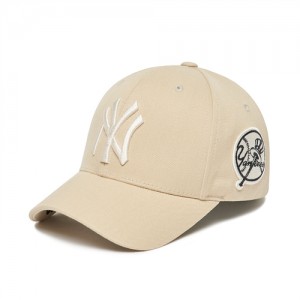 MLB Circle Stamp Ball New York Yankees Hats Beige | 3579460-JM