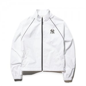 MLB Sportive Varsity Crop New York Yankees Windbreaker White | 2473158-JU