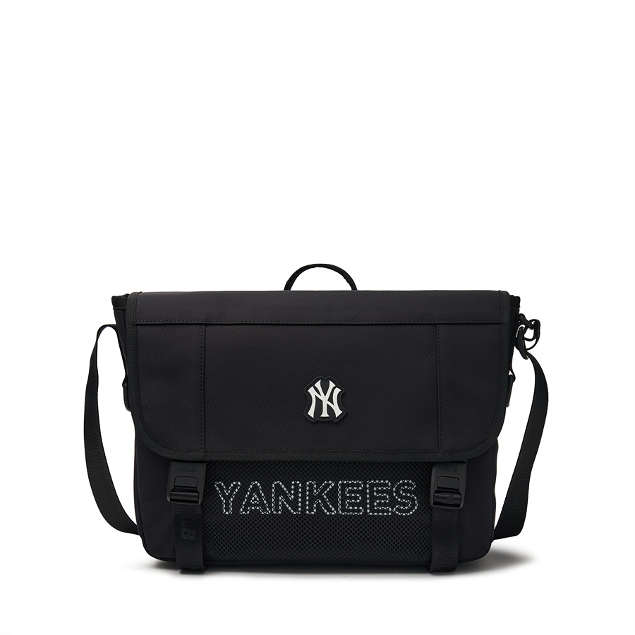 MLB Baisc Mesh New York Yankees Kids\' Bags Black | 9761248-ZH