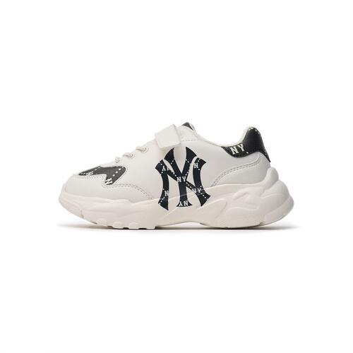 MLB Big Ball Chunky Dia Monogram Junior New York Yankees Kids\' Sneakers White | 8501963-OE