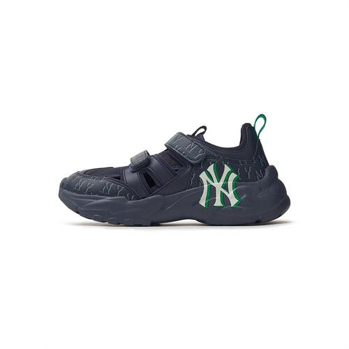 MLB Big Ball Chunky Mask Monotive New York Yankees Kids\' Sandals Black | 9715826-VG