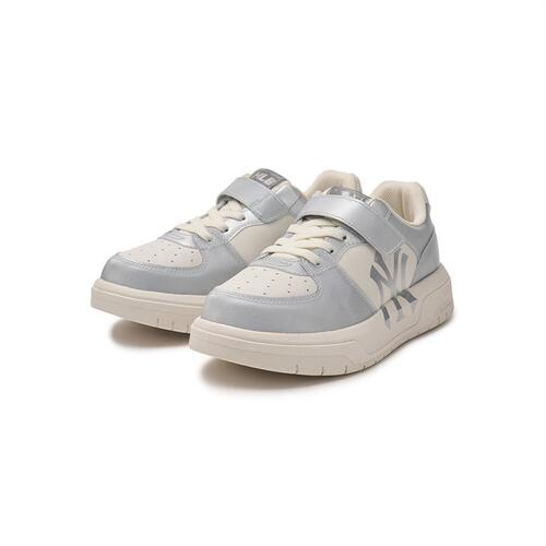 MLB Hologram New York Yankees Kids' Sneakers Grey | 2864751-SU