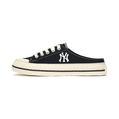 MLB Playball Origin New York Yankees Slippers Black | 5420681-HM