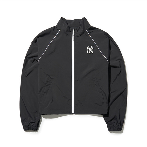 MLB Sportive Varsity Crop New York Yankees Windbreaker Black | 6834051-PR